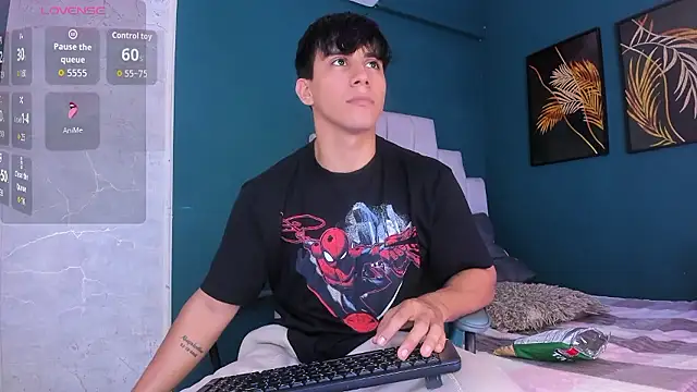 Allex Cano online show from January 2026 07:20:02 PM