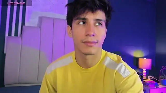 Allex Cano online show from November 2025 11:14:02 AM