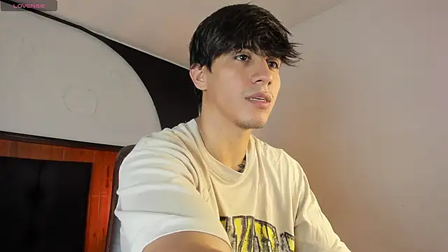 Allex Cano online show from March 2026 08:31:02 PM