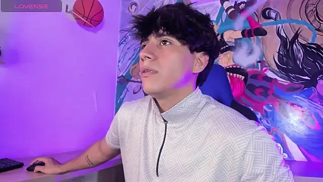 Allex Cano online show from March 2026 07:37:02 PM