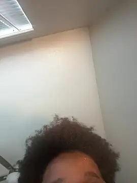 Deshay30 online show from April 2026 06:25:02 PM