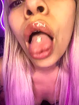 Natixrtt online show from October 2025 10:20:01 PM