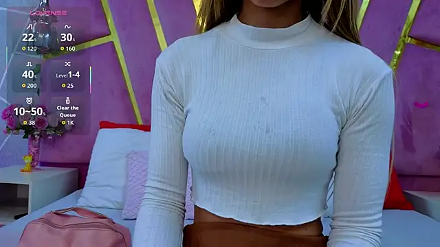 Snapshot of EmmyCortez chatting on November 2025 12:20:02 PM EmmyCortez online show from November 2025 12:20:02 PM