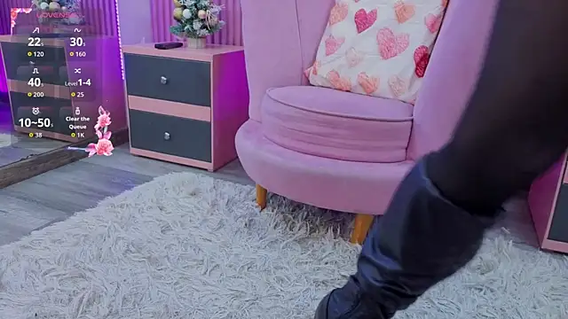 EmmyCortez online show from December 2025 11:56:01 AM