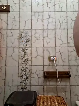 mauroxx08 online show from February 2025 10:25:02 PM