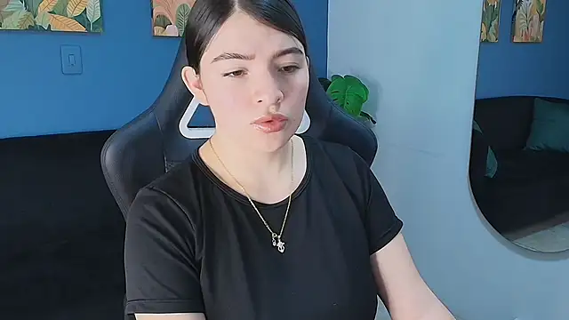 Zamira Taylor online show from November 2025 03:50:02 AM