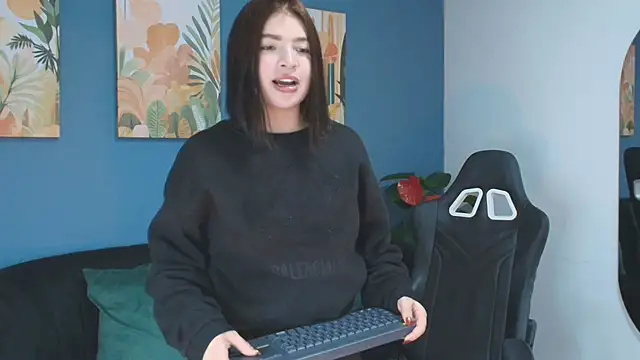 Zamira Taylor online show from February 2026 01:13:01 AM