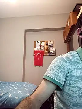 Snapshot of raskolnikovw chatting on January 2026 06:03:02 PM raskolnikovw online show from January 2026 06:03:02 PM