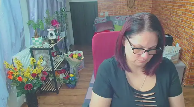 Snapshot of like2knowyou chatting on March 2025 08:31:02 PM like2knowyou online show from March 2025 08:31:02 PM