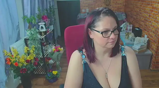 Snapshot of like2knowyou chatting on March 2025 11:27:02 PM like2knowyou online show from March 2025 11:27:02 PM