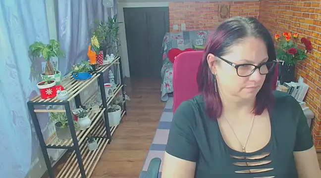 Snapshot of like2knowyou chatting on March 2025 08:32:02 PM like2knowyou online show from March 2025 08:32:02 PM