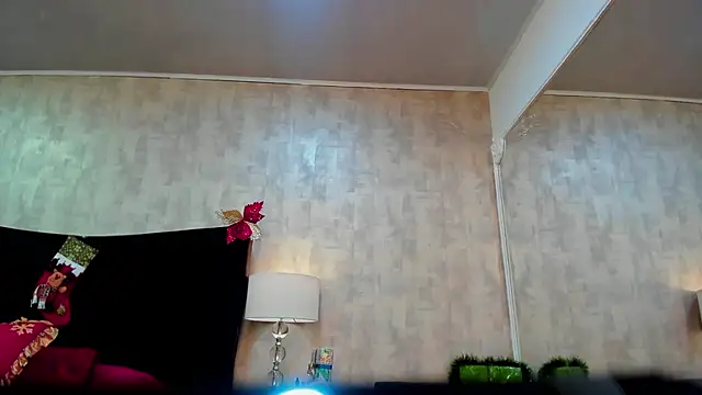 NahomyCarther online show from December 2025 04:56:02 AM