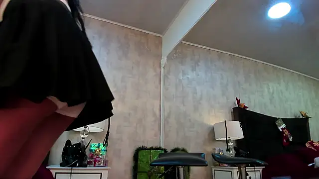 NahomyCarther online show from December 2025 06:02:01 AM