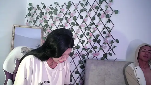 aron and paula online show from February 2025 04:18:02 AM