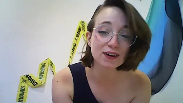 Snapshot of Elise_Nyx chatting on November 2025 01:33:01 PM Elise Nyx online show from November 2025 01:33:01 PM