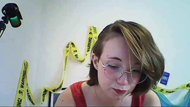 Snapshot of Elise_Nyx chatting on November 2025 03:11:01 PM Elise Nyx online show from November 2025 03:11:01 PM