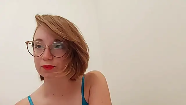 Snapshot of Elise_Nyx chatting on September 2025 02:37:02 PM Elise Nyx online show from September 2025 02:37:02 PM