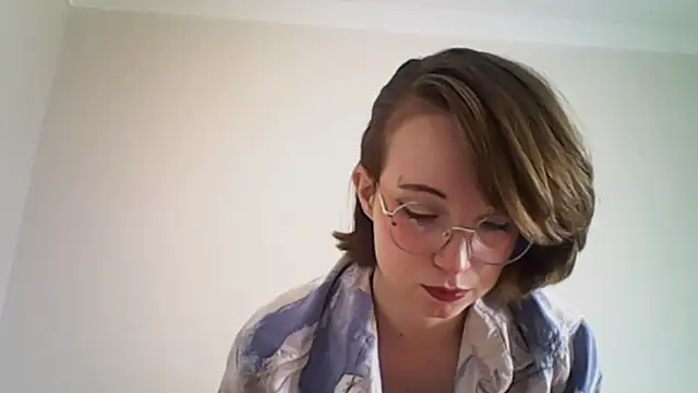 Snapshot of Elise_Nyx chatting on November 2025 11:57:01 AM Elise Nyx online show from November 2025 11:57:01 AM