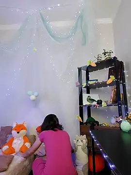 Elise Nyx online show from April 2026 12:54:01 PM