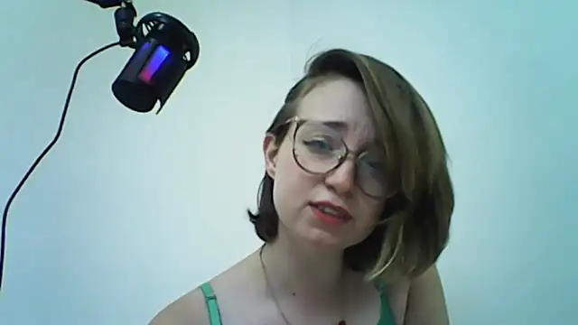 Snapshot of Elise_Nyx chatting on September 2025 12:48:01 PM Elise Nyx online show from September 2025 12:48:01 PM
