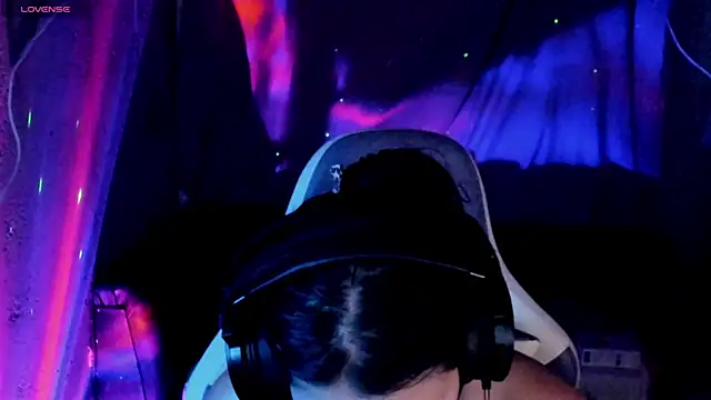 Snapshot of brii69 chatting on October 2025 11:52:01 PM brii69 online show from October 2025 11:52:01 PM