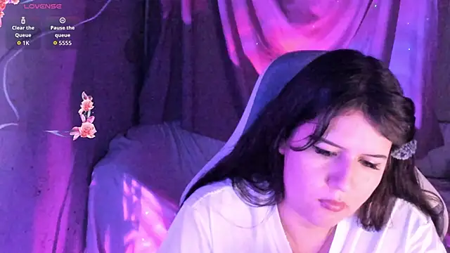 Snapshot of brii69 chatting on October 2025 05:21:01 AM brii69 online show from October 2025 05:21:01 AM