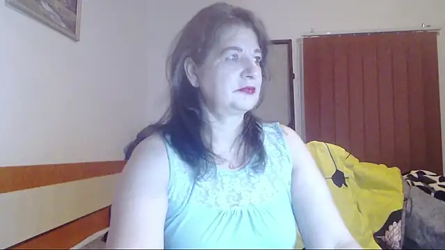 ExtasyMature online show from November 2025 05:00:01 AM