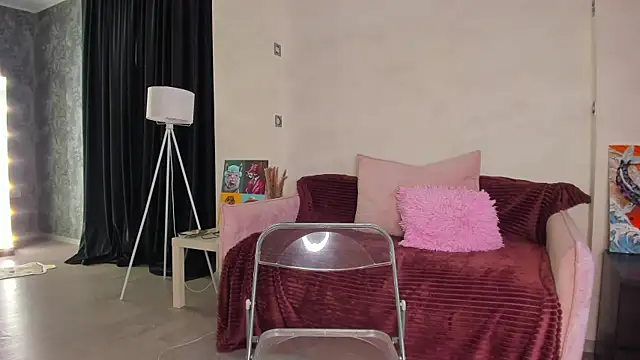 Sandra Wi1son online show from March 2026 01:50:01 AM