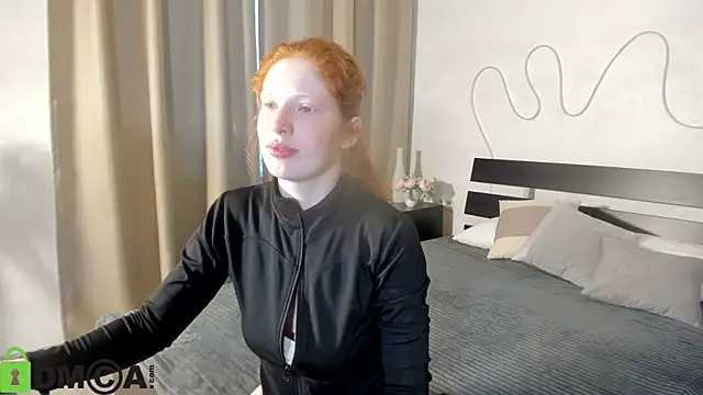 Sandra Wi1son online show from October 2025 01:40:02 AM