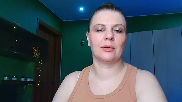 VeronikawGold online show from May 2026 03:00:02 PM