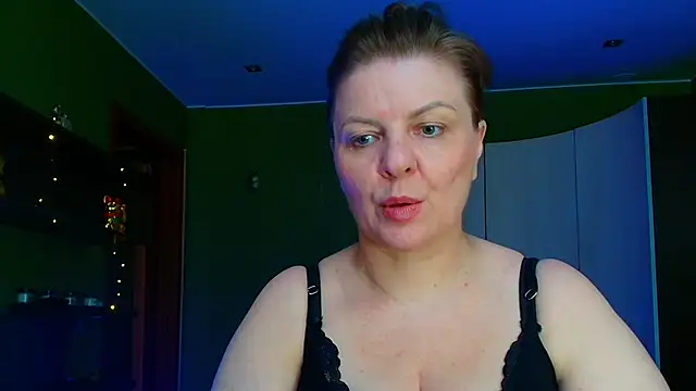 VeronikawGold online show from May 2026 03:42:01 PM