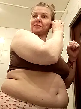 VeronikawGold online show from May 2026 01:48:07 AM