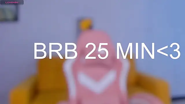 Snapshot of KristinMoore chatting on March 2025 12:17:02 PM KristinMoore online show from March 2025 12:17:02 PM