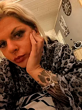 Glory Max online show from February 2026 05:45:01 PM