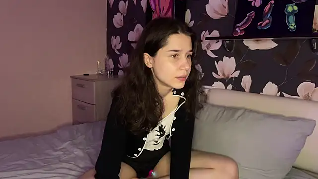 baby lesi online show from April 2026 08:02:01 PM