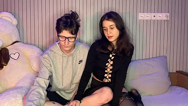 baby lesi online show from March 2026 06:15:02 PM