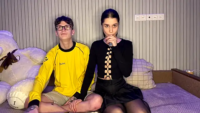 baby lesi online show from February 2026 06:52:02 PM