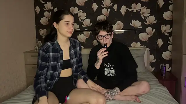 baby lesi online show from April 2026 06:58:02 PM