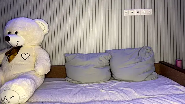 baby lesi online show from March 2026 04:03:01 PM