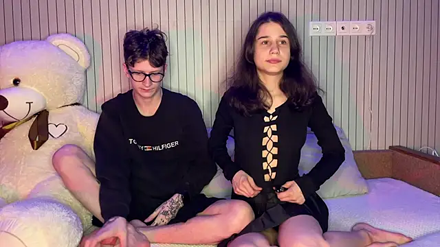 baby lesi online show from March 2026 07:09:01 PM