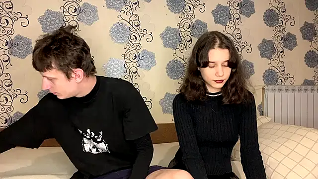 baby lesi online show from November 2025 04:02:02 PM