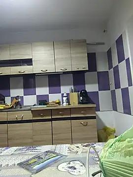 Snapshot of andreiiiii2025 chatting on October 2025 07:43:02 AM andreiiiii2025 online show from October 2025 07:43:02 AM