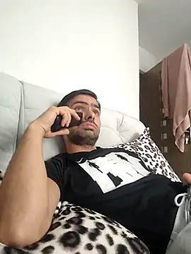 andreiiiii2025 online show from December 2025 11:55:01 AM