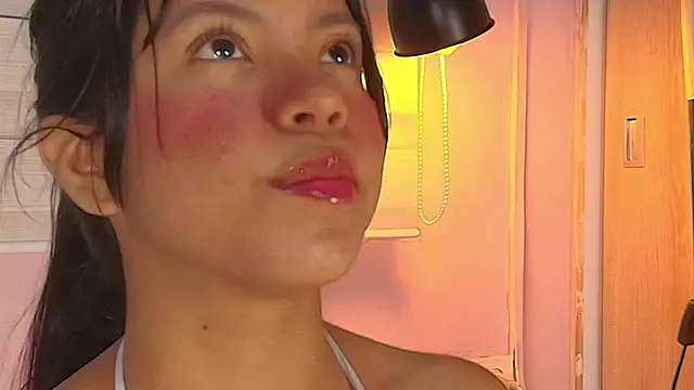 emily sweett24 online show from October 2025 12:42:01 PM