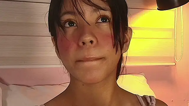 emily sweett24 online show from October 2025 12:28:02 PM