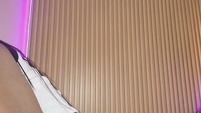 emily sweett24 online show from February 2026 12:36:02 PM