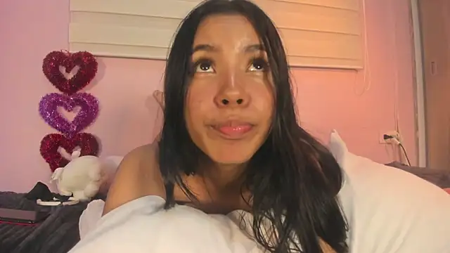 emily sweett24 online show from March 2025 06:56:02 PM