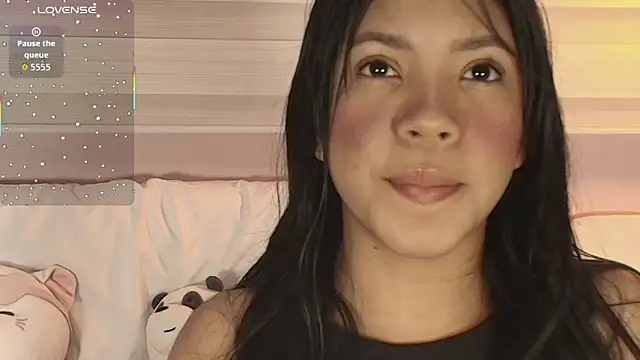 emily sweett24 online show from December 2025 12:17:02 PM