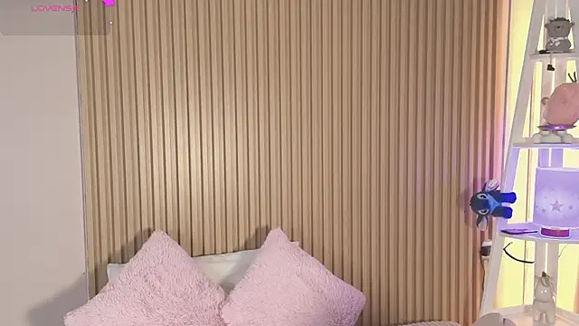 emily sweett24 online show from March 2026 12:17:02 PM