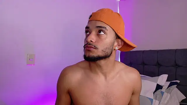 eross chipre  online show from April 2026 06:03:02 PM